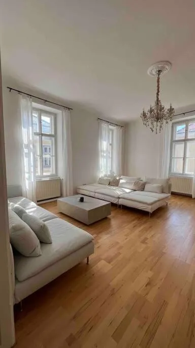 Image 1 of Altbauwohnung im Univiertel!