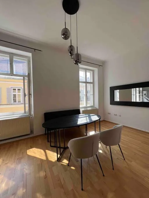 Image 5 of Altbauwohnung im Univiertel!
