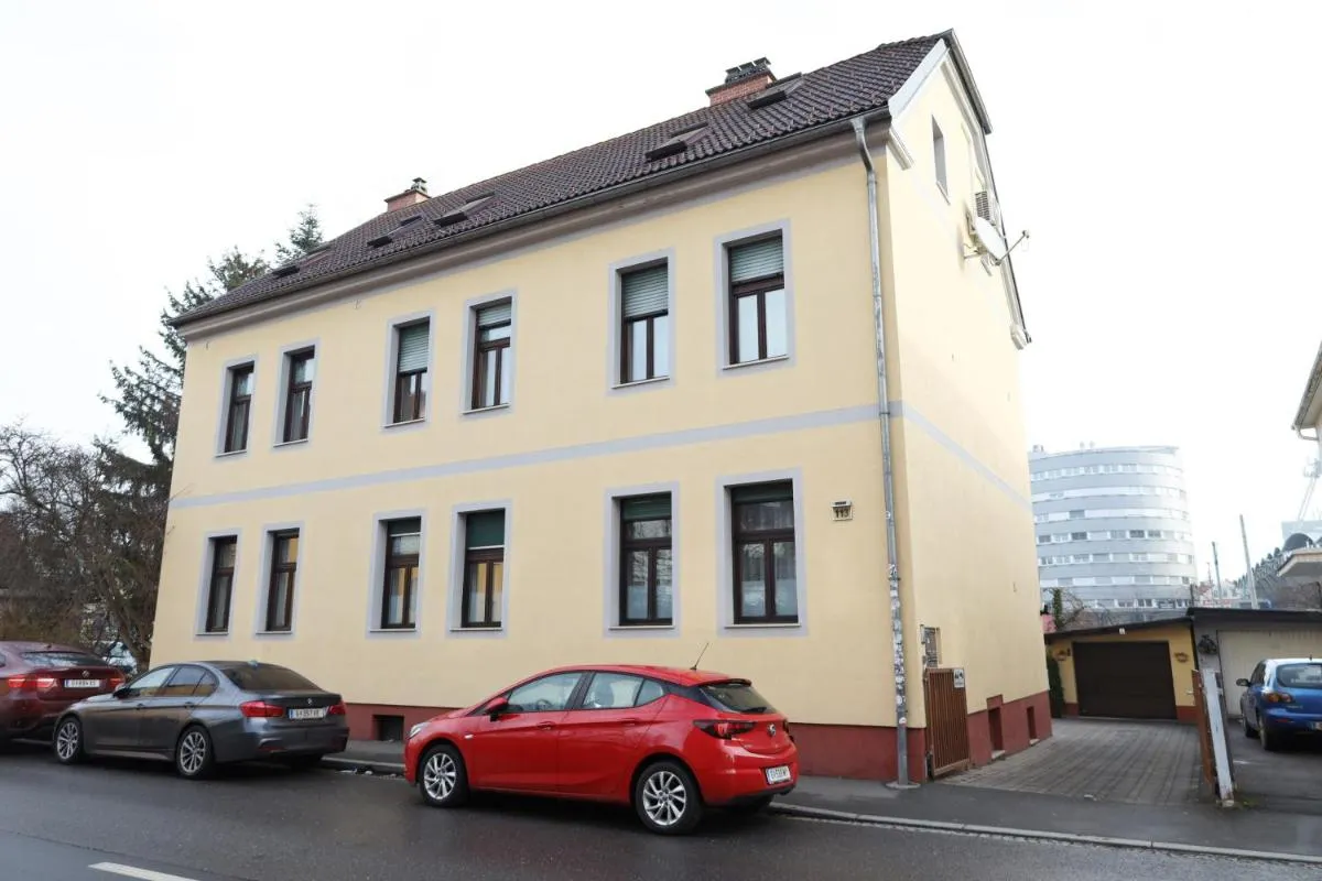 Image 2 of Arena Apartments