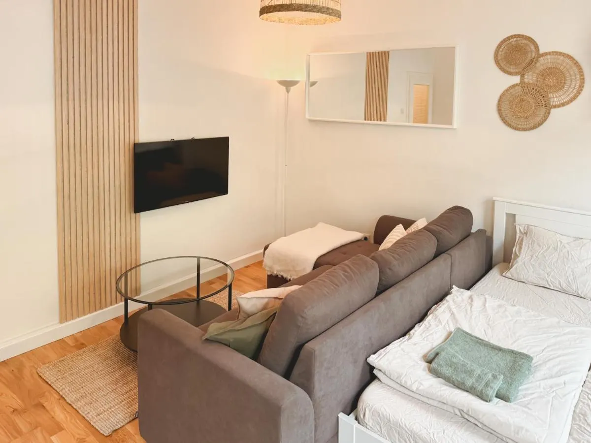 Image 4 of Central BOHO apartment 1