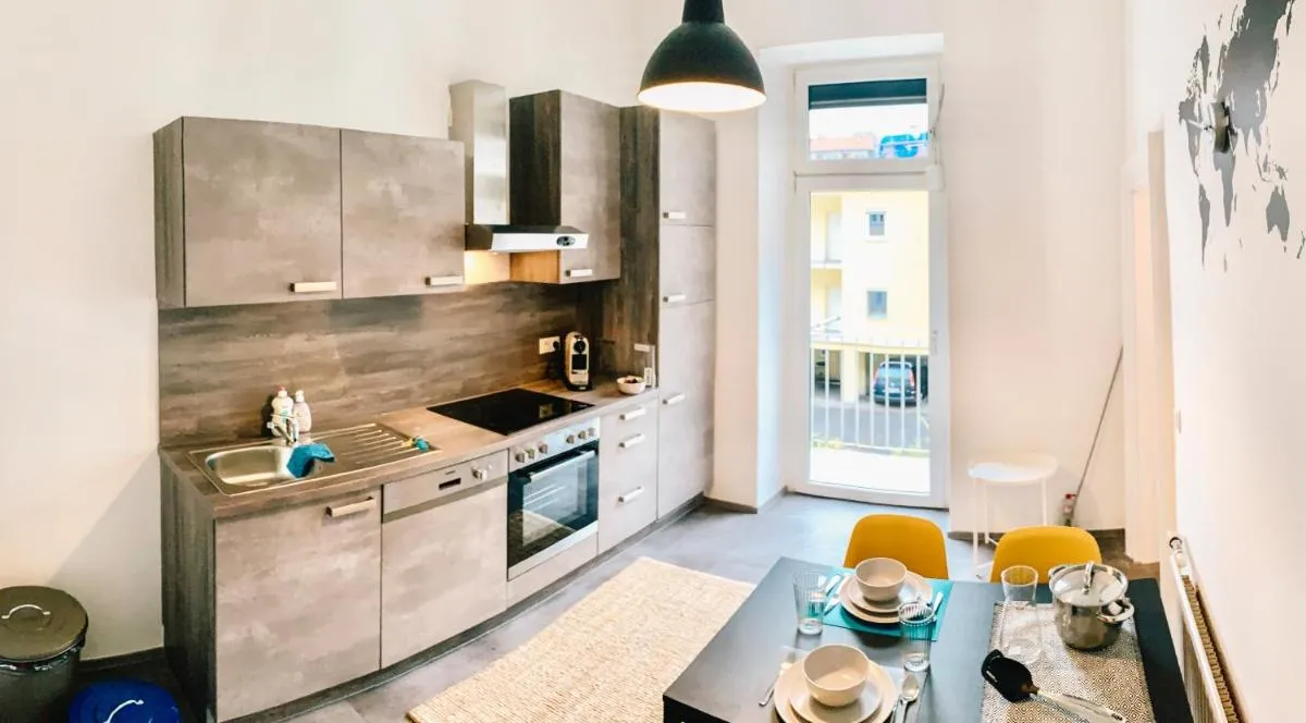 Image 2 of Contemporary City Apartment – by Nahuen Suites