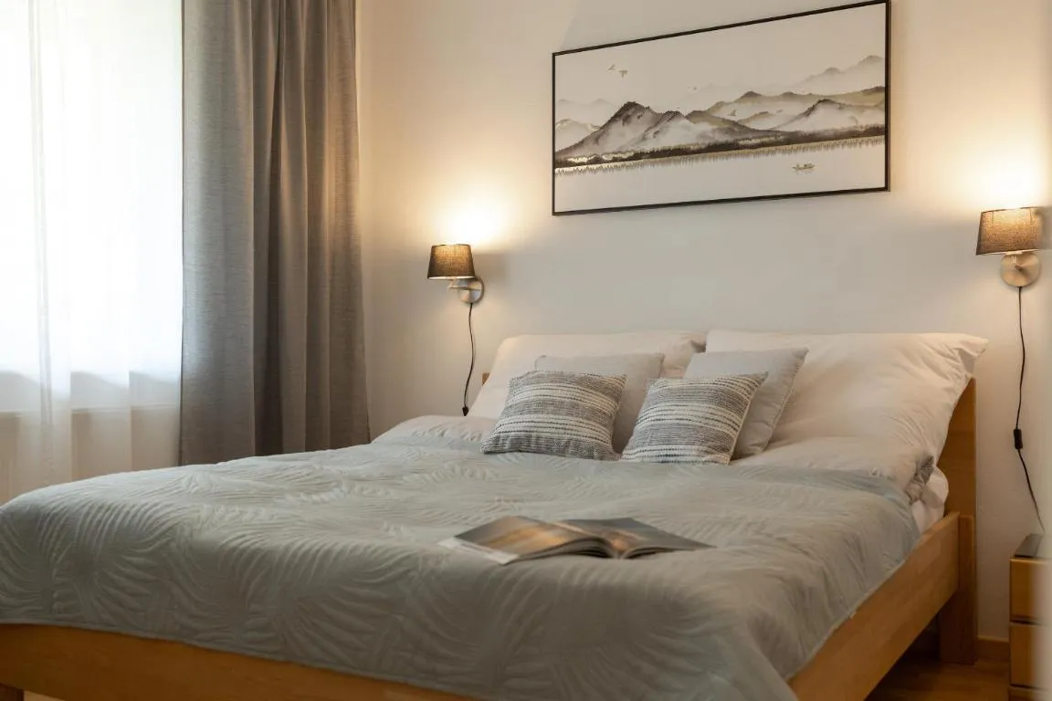 Image of Fresh Apartment with Terrace + Free Parking