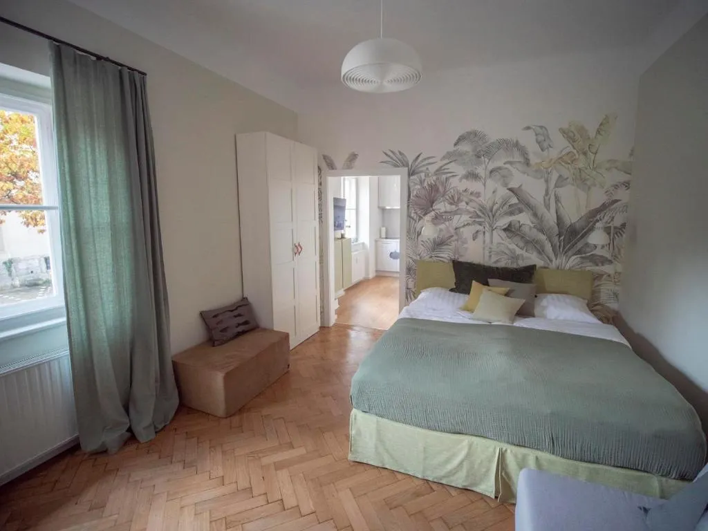 Image of Green flat by GrazRentals with garden view & parking included