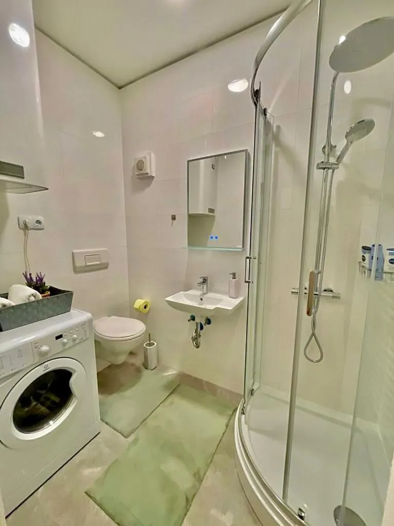 Image 4 of JS Design Apartment