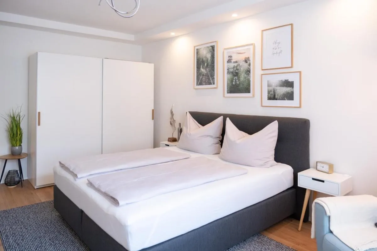 Image 6 of MH Living – 5 – Scandinavian Living Dream in Center