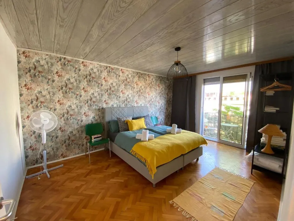 Image of Moderne Wohnung mit 2 Balkonen, Self check-in, Parking
