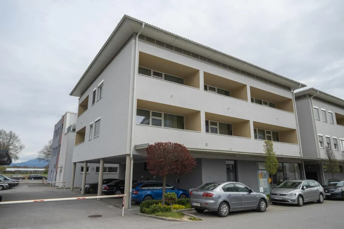 Image 1 of PM-PremiumAPART Strassgang