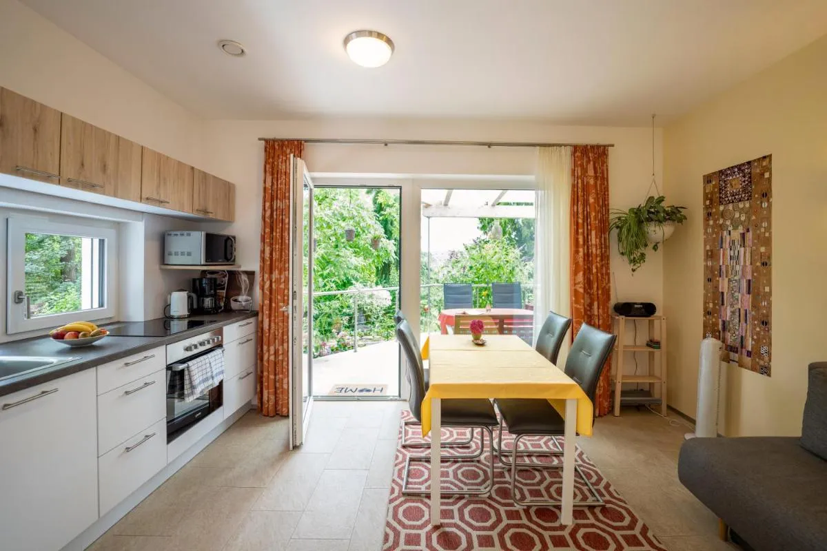Image 3 of Apartments im Garten – Haus Daniela