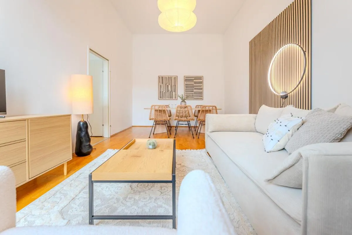 Image 4 of Hakuna Cozy-Living city Center – free parking
