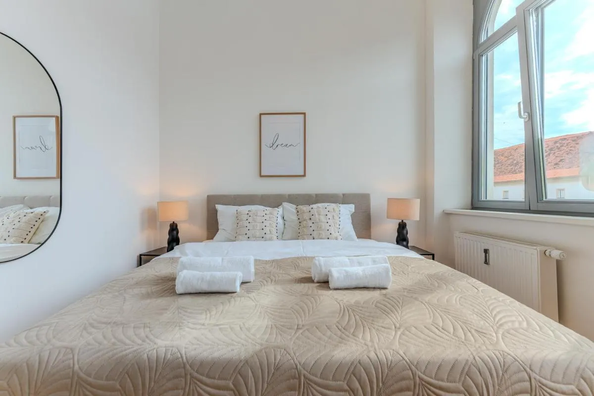 Image 6 of Hakuna Cozy-Living city Center – free parking