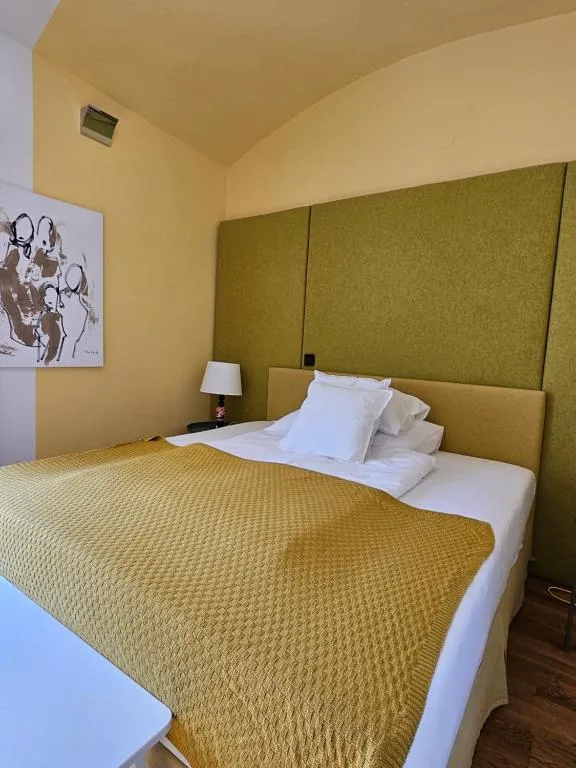 Image of Yellow Flat by GrazRentals with best location & free parking
