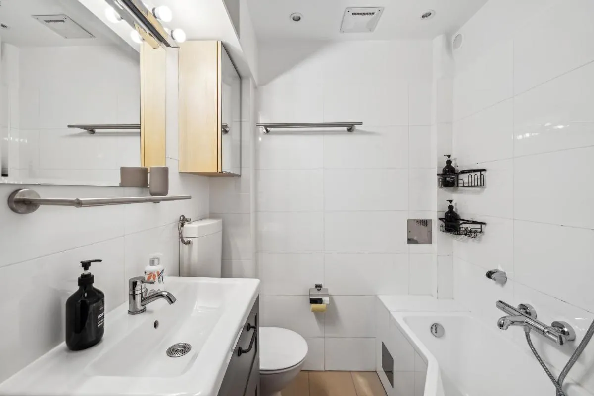 Image 6 of Zentrales park-side Apartment – 2 Balkone